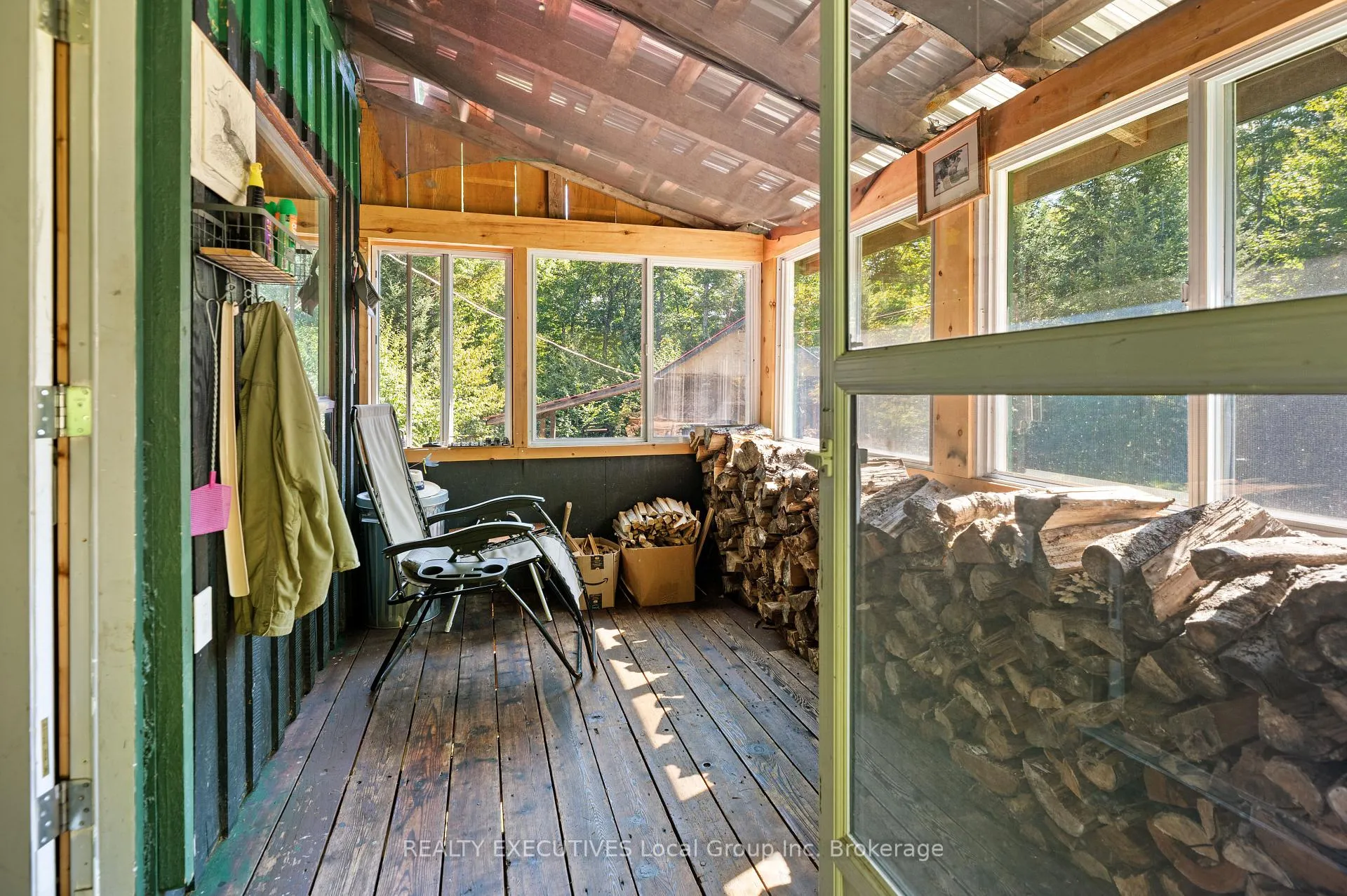Photo 10 of 876 Granite Hill Road, Kenora Remote Area, West of Kenora — HOMEH