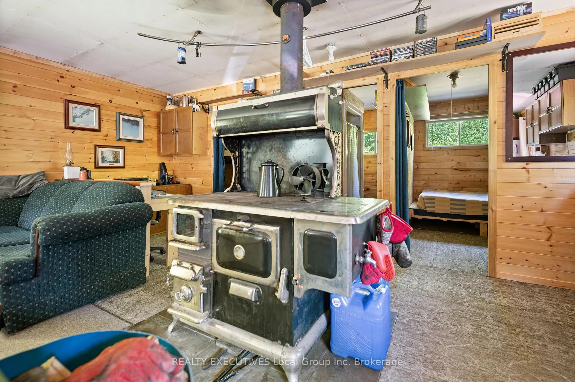 Photo 21 of 876 Granite Hill Road, Kenora Remote Area, West of Kenora — HOMEH