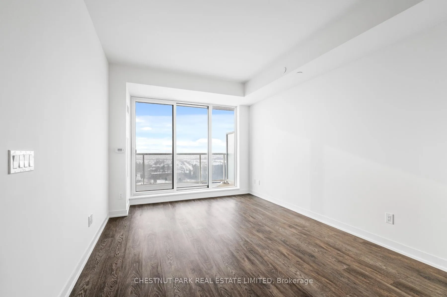 Photo 15 of Unit 1221, 2 David Eyer Road, Richmond Hill, Rural Richmond Hill — HOMEH