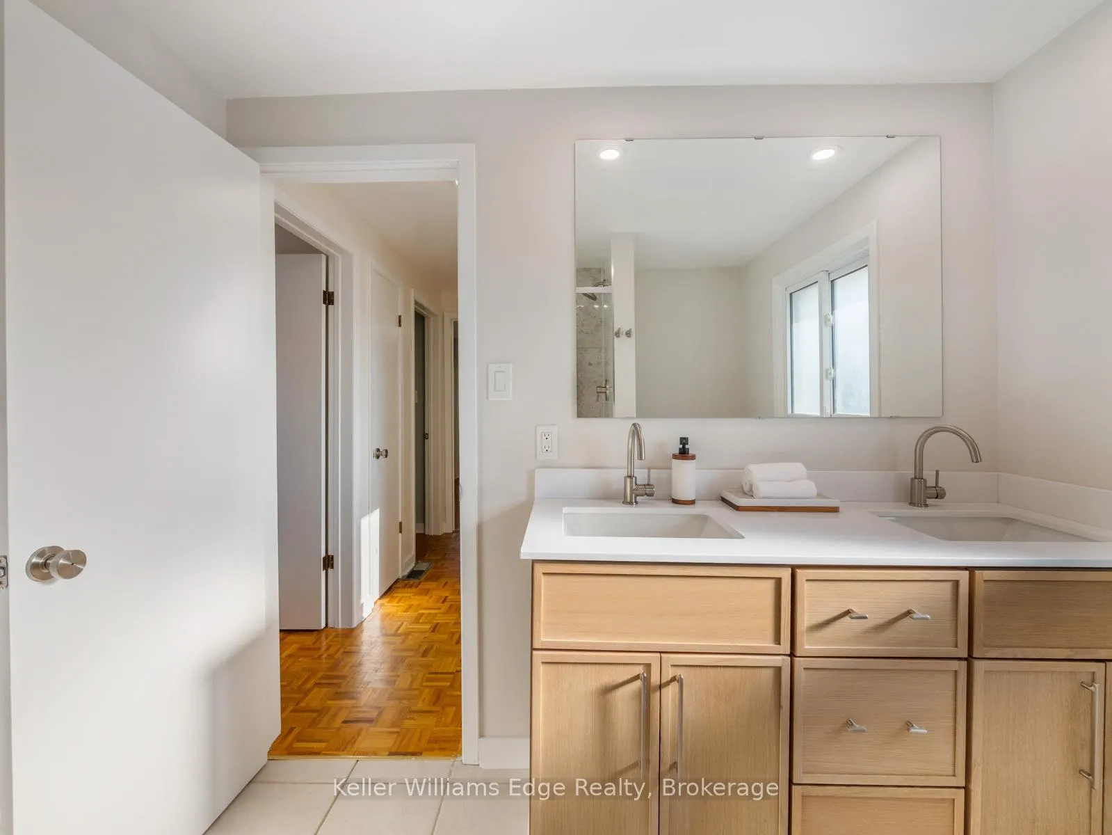 Photo 13 of 153 Dudhope Avenue, Cambridge — HOMEH