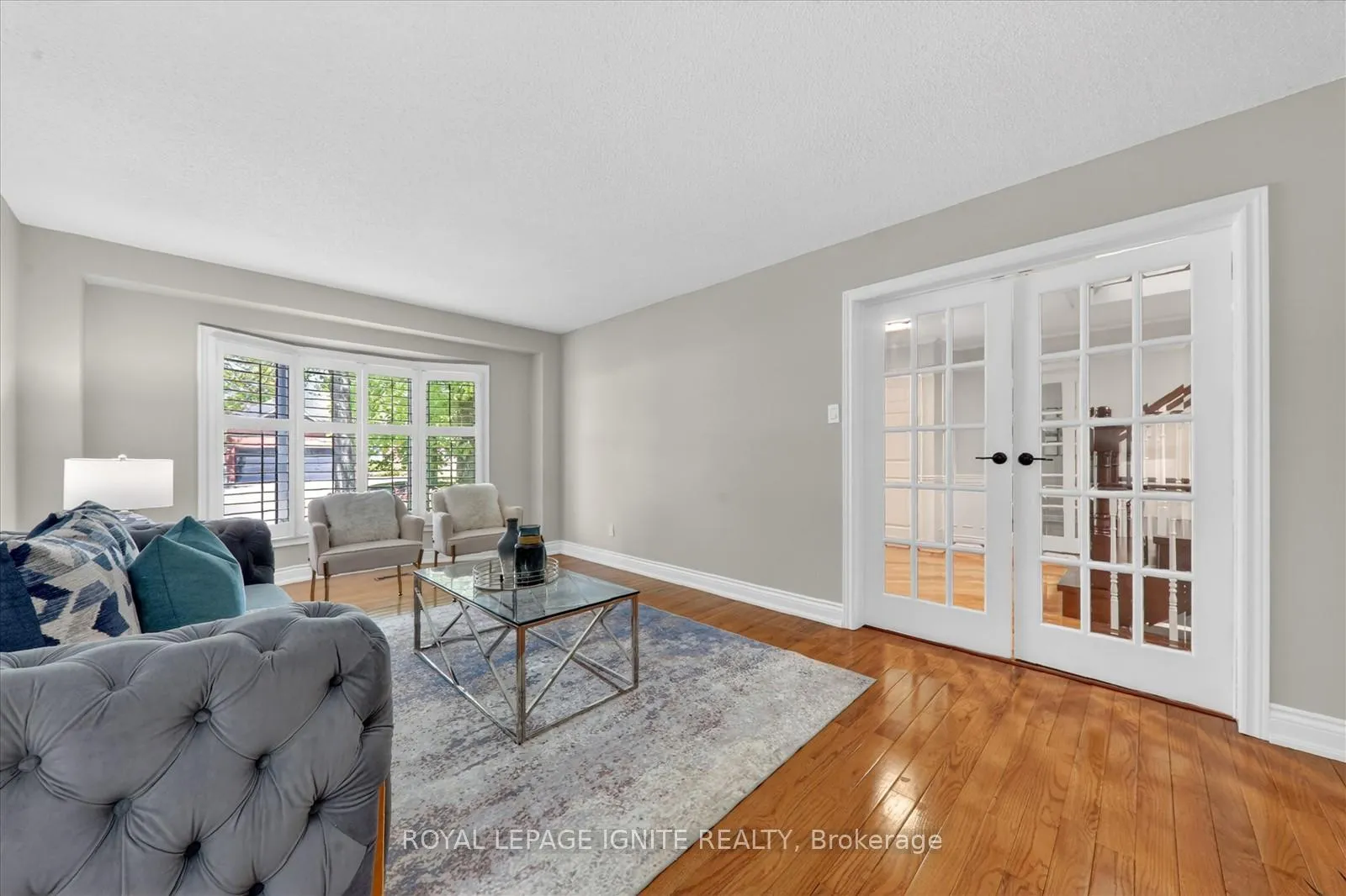 Photo 18 of 885 Baylawn Drive, Pickering, Liverpool — HOMEH