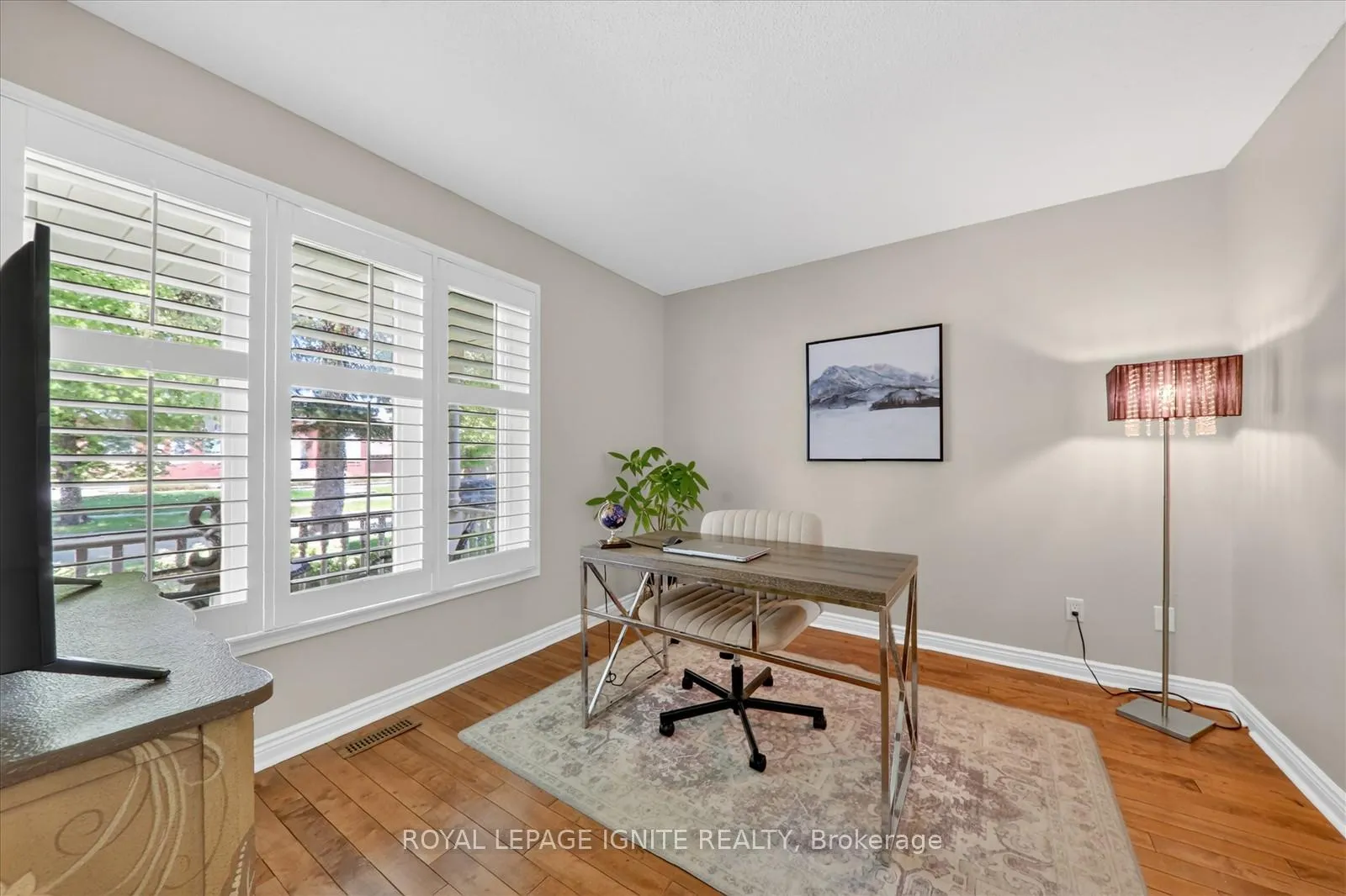 Photo 19 of 885 Baylawn Drive, Pickering, Liverpool — HOMEH