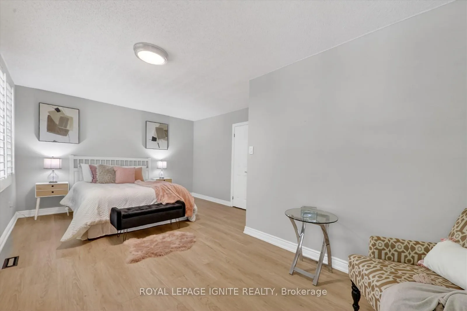 Photo 33 of 885 Baylawn Drive, Pickering, Liverpool — HOMEH