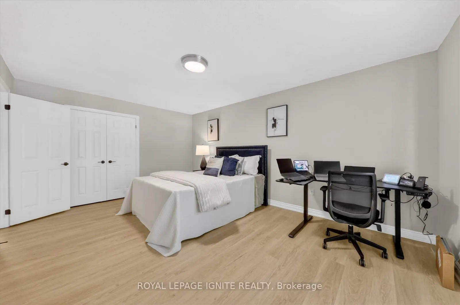 Photo 36 of 885 Baylawn Drive, Pickering, Liverpool — HOMEH