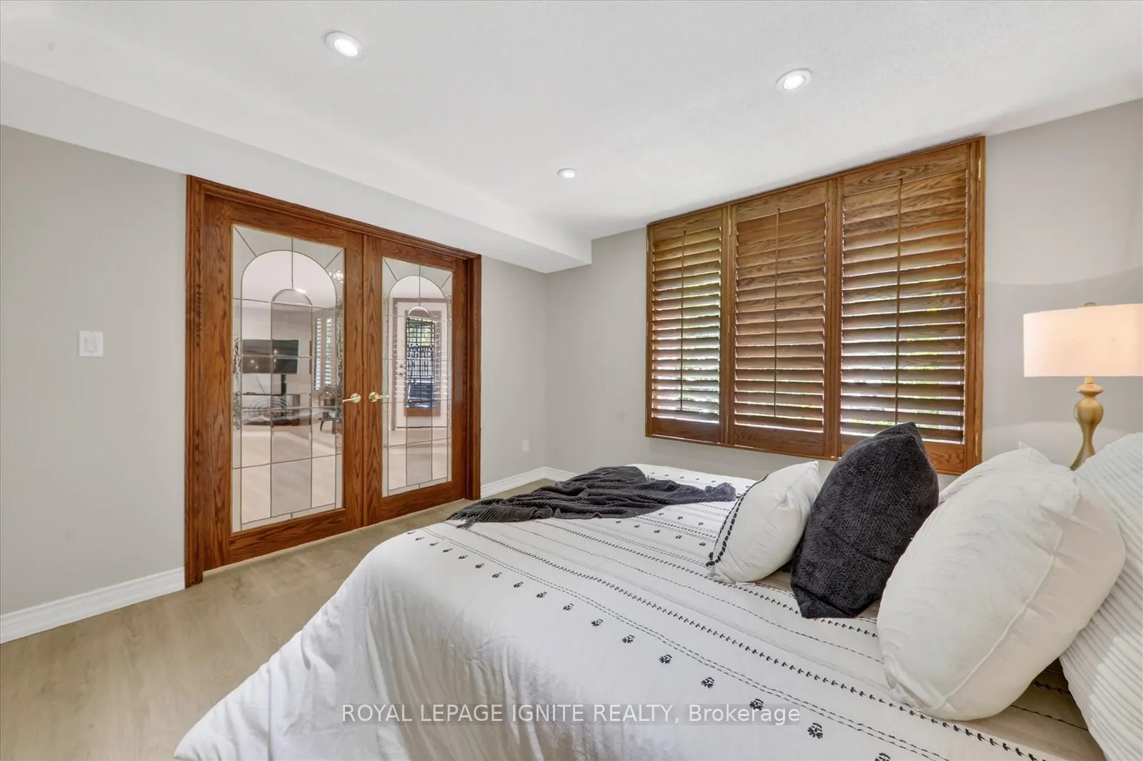 Photo 44 of 885 Baylawn Drive, Pickering, Liverpool — HOMEH