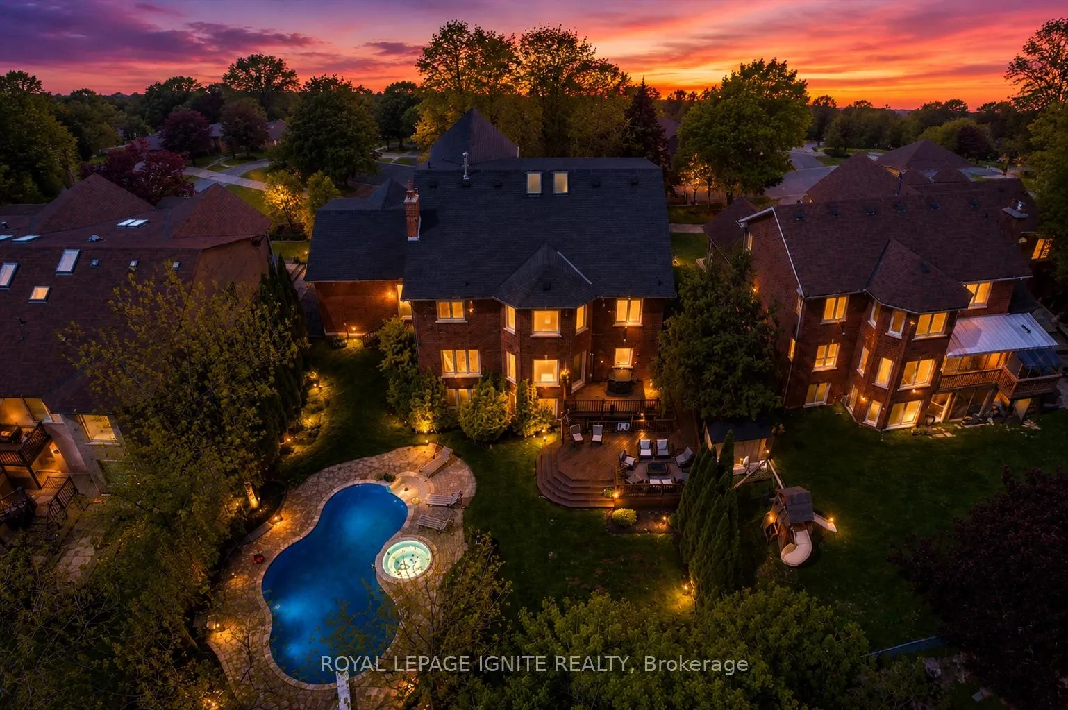 Photo 50 of 885 Baylawn Drive, Pickering, Liverpool — HOMEH