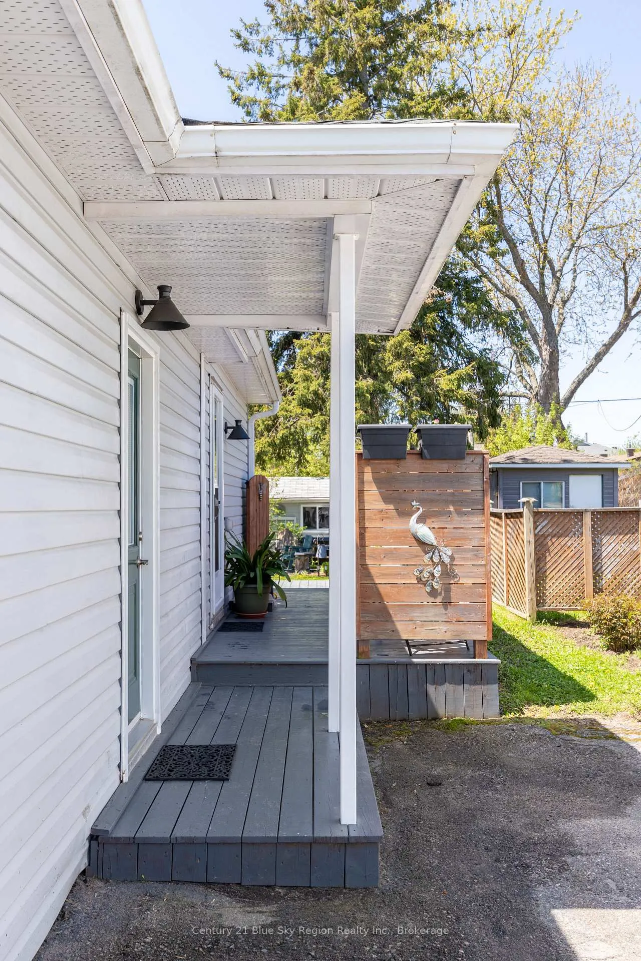Photo 21 of 777 Douglas Street, North Bay, Central — HOMEH