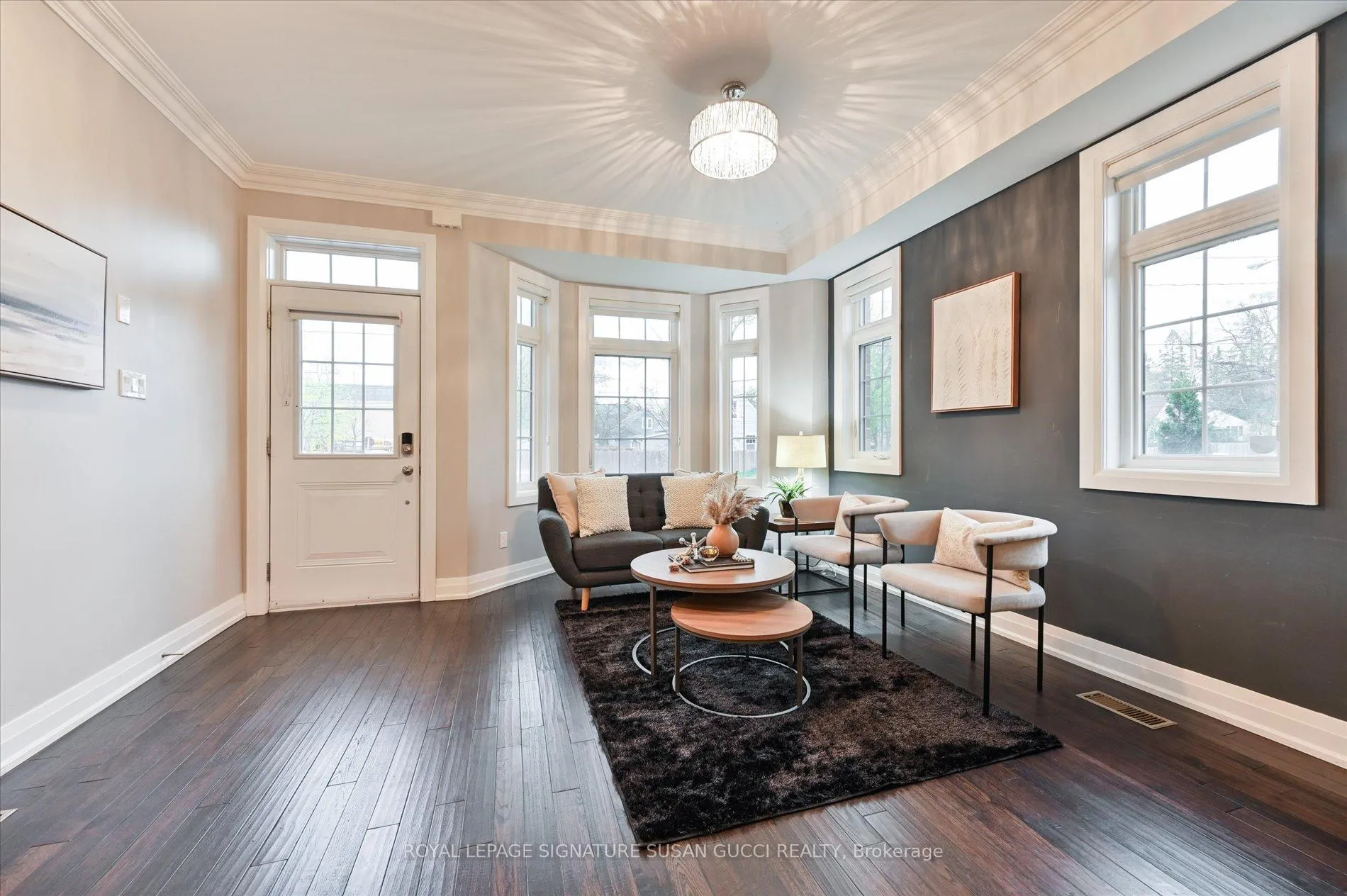 Photo 6 of 2833 St. Clair Avenue E, Toronto, O'Connor-Parkview — HOMEH