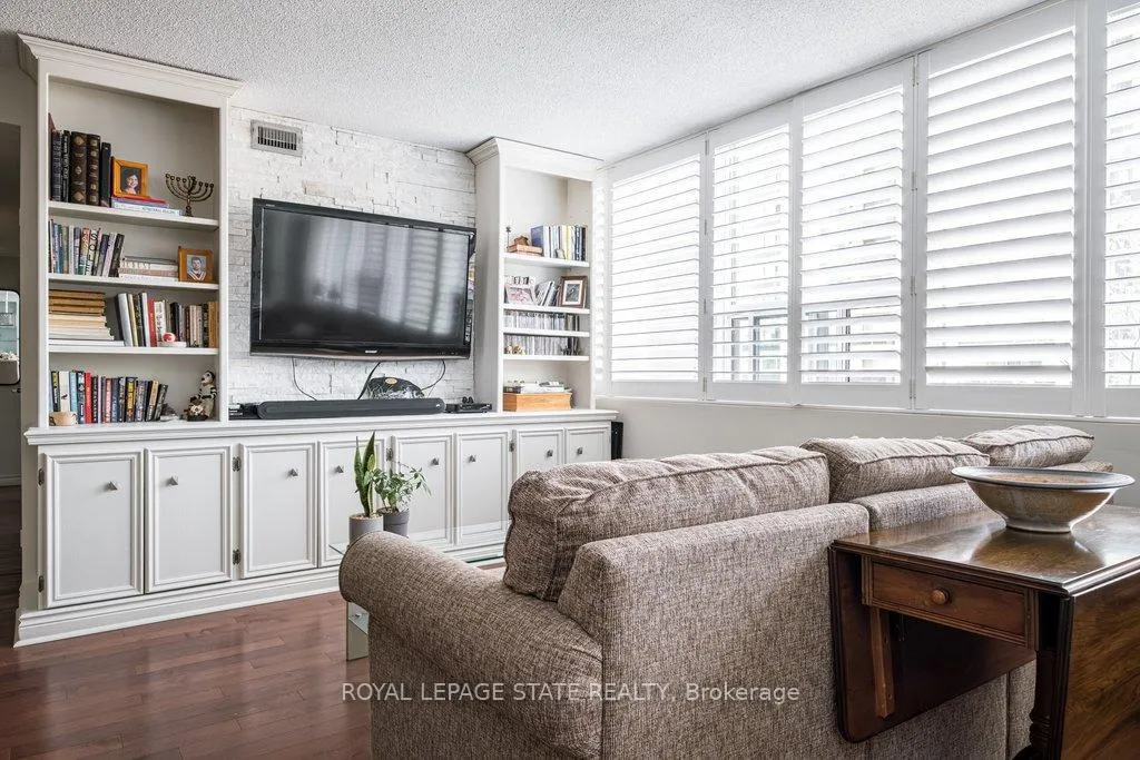 Photo 18 of Unit 701, 120 Duke Street, Hamilton, Durand — HOMEH