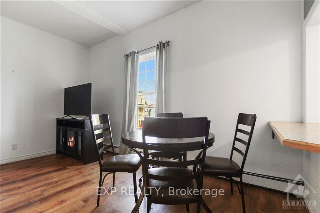 Photo 2 of 2083 Dundas Street S, Edwardsburgh/Cardinal, Town of Cardinal — HOMEH