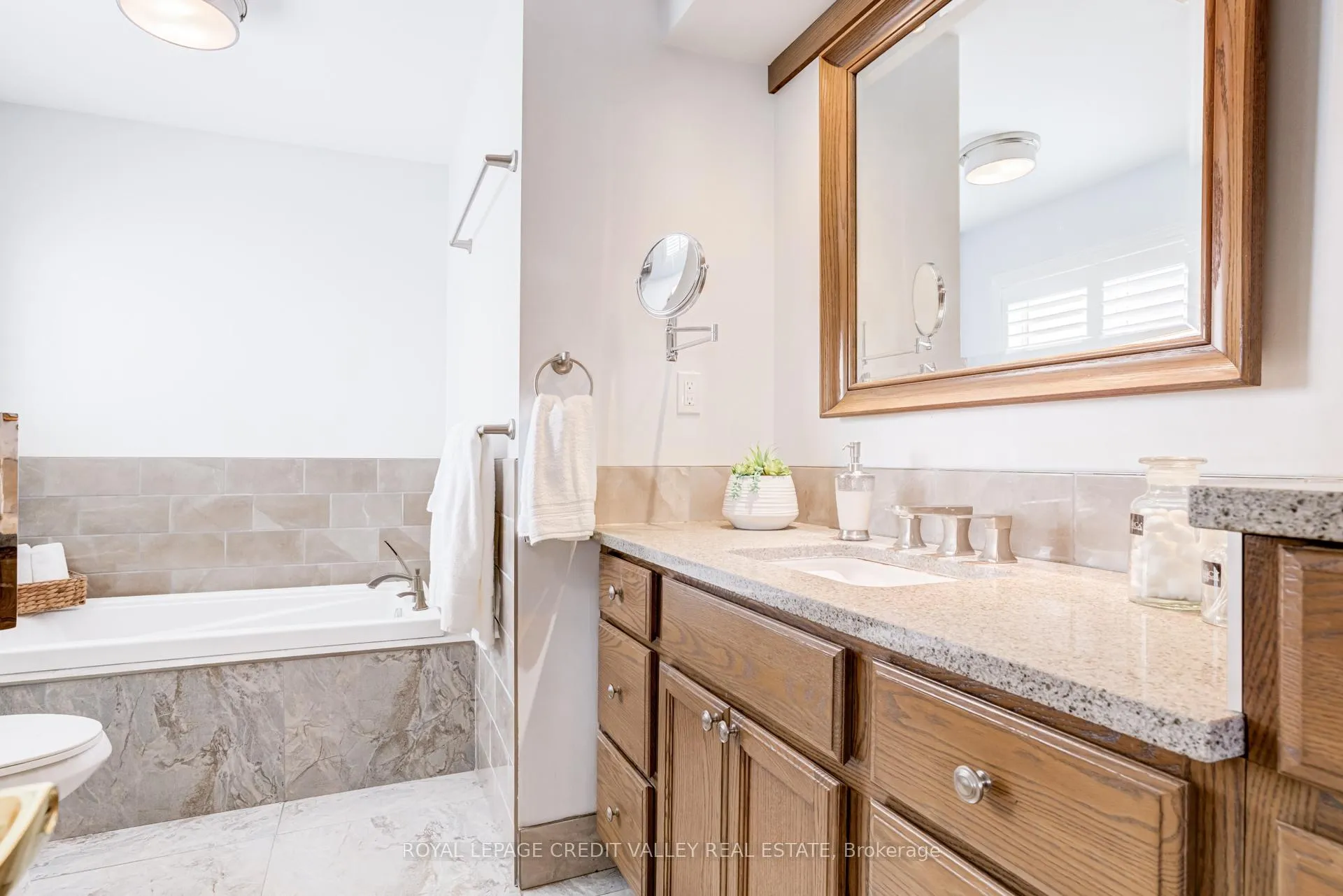 Photo 24 of 1193 Knight Trail, Milton, Dempsey — HOMEH