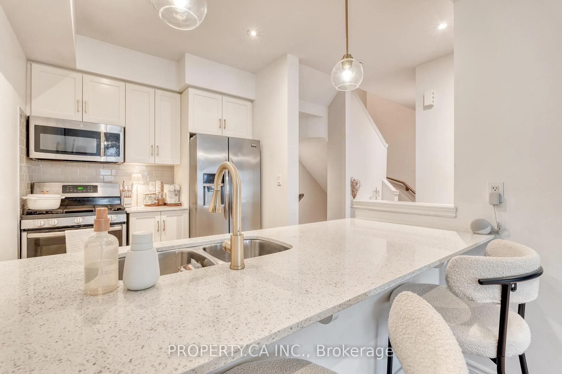 Photo 5 of Unit 48, 377 Glancaster Road, Hamilton, Ancaster — HOMEH
