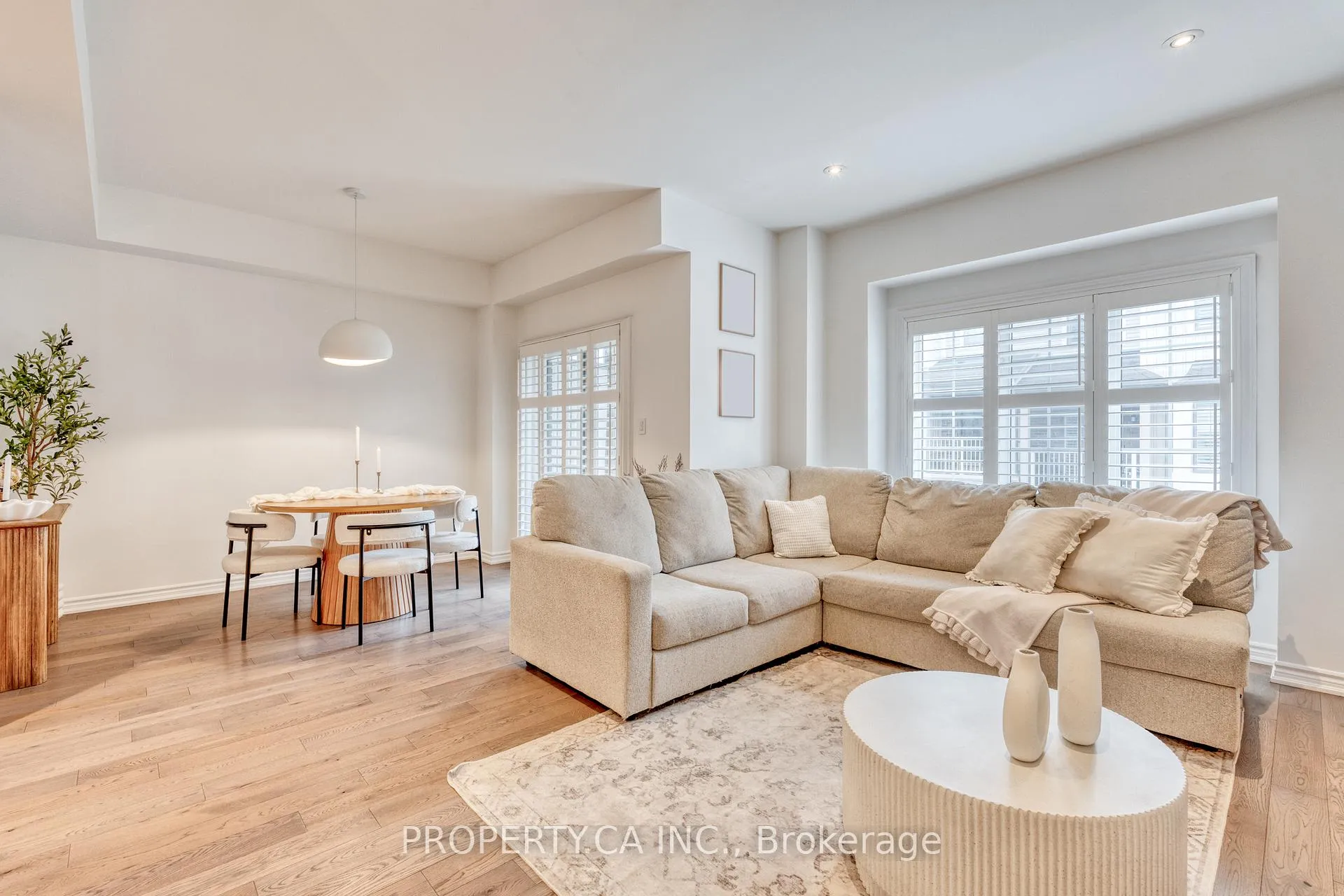 Photo 8 of Unit 48, 377 Glancaster Road, Hamilton, Ancaster — HOMEH