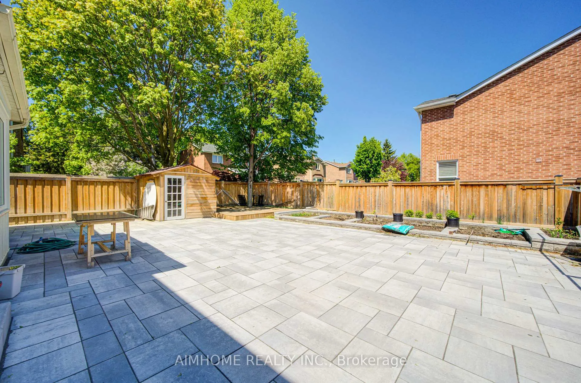 Photo 35 of 17 Garnish Green main, Markham, Markham Village — HOMEH