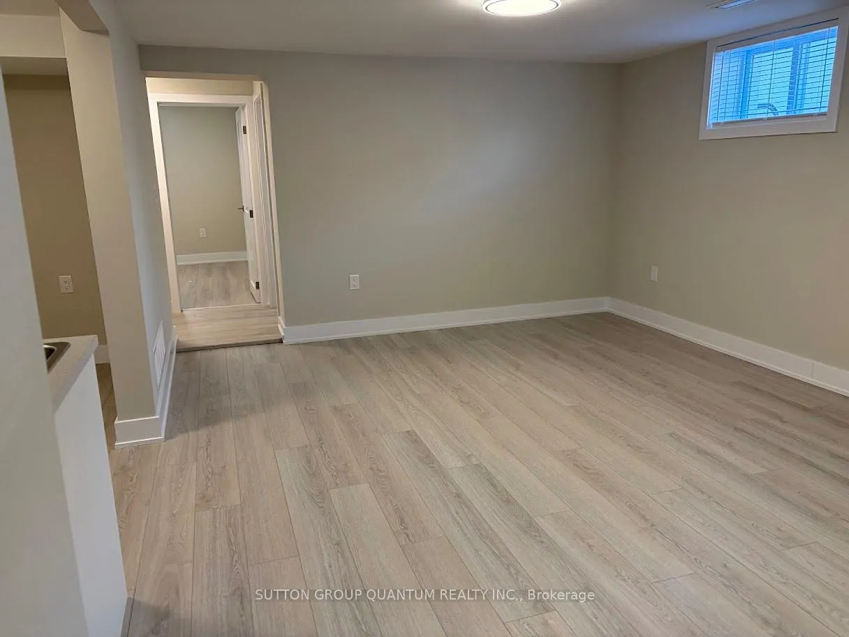 Photo 2 of 5380 Mericourt Road, Burlington, Appleby — HOMEH