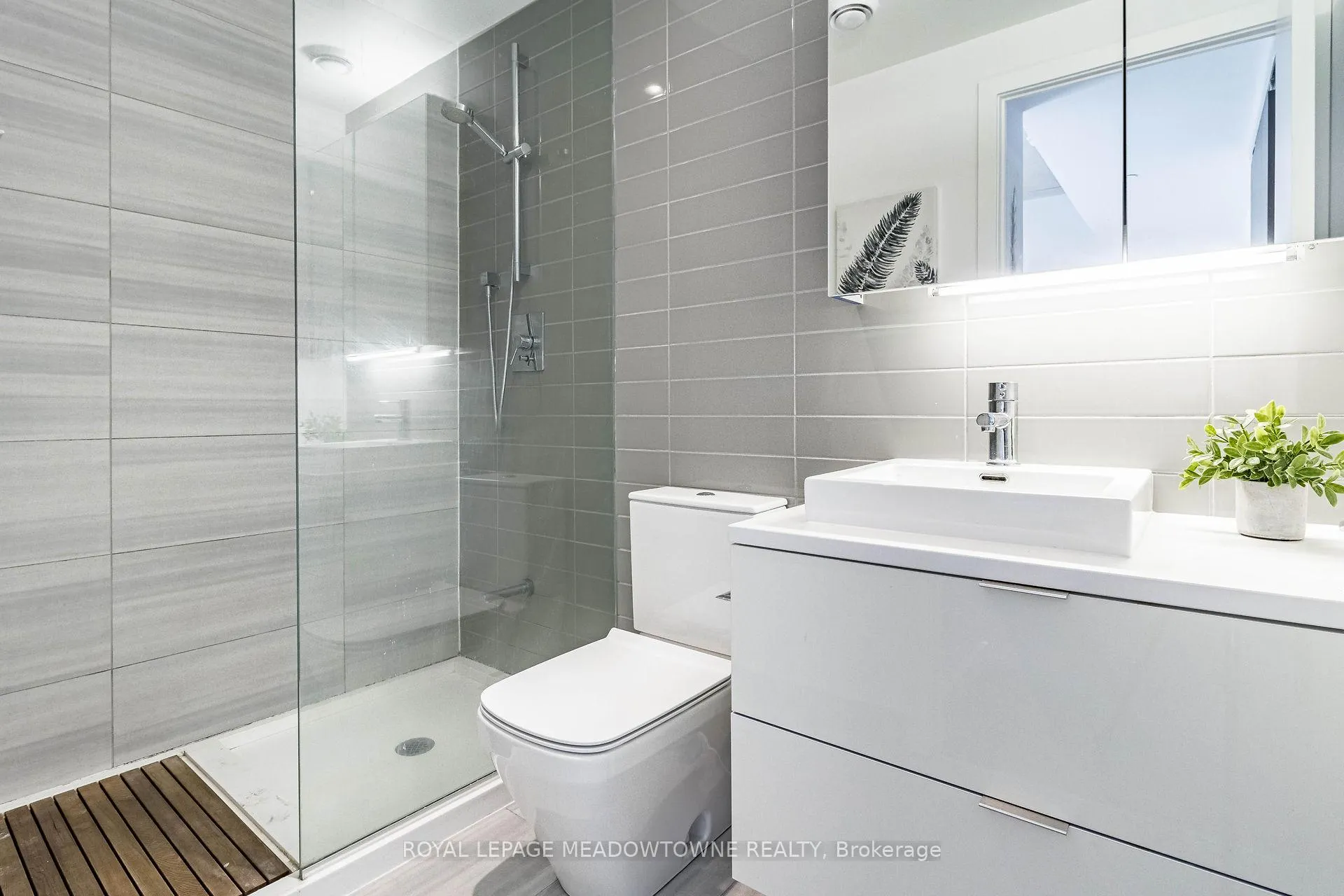 Photo 35 of Unit 1902, 170 Bayview Avenue, Toronto, Moss Park — HOMEH