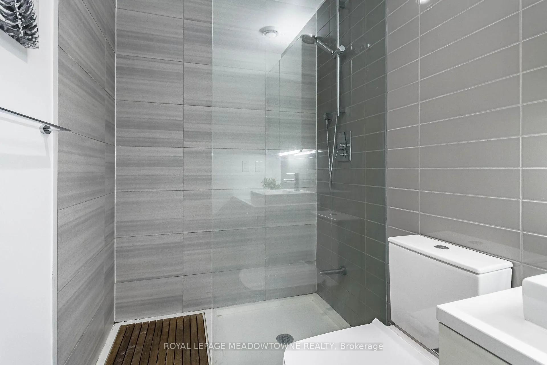 Photo 36 of Unit 1902, 170 Bayview Avenue, Toronto, Moss Park — HOMEH