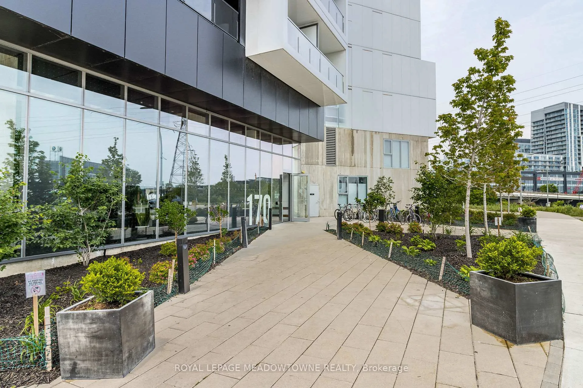 Photo 38 of Unit 1902, 170 Bayview Avenue, Toronto, Moss Park — HOMEH