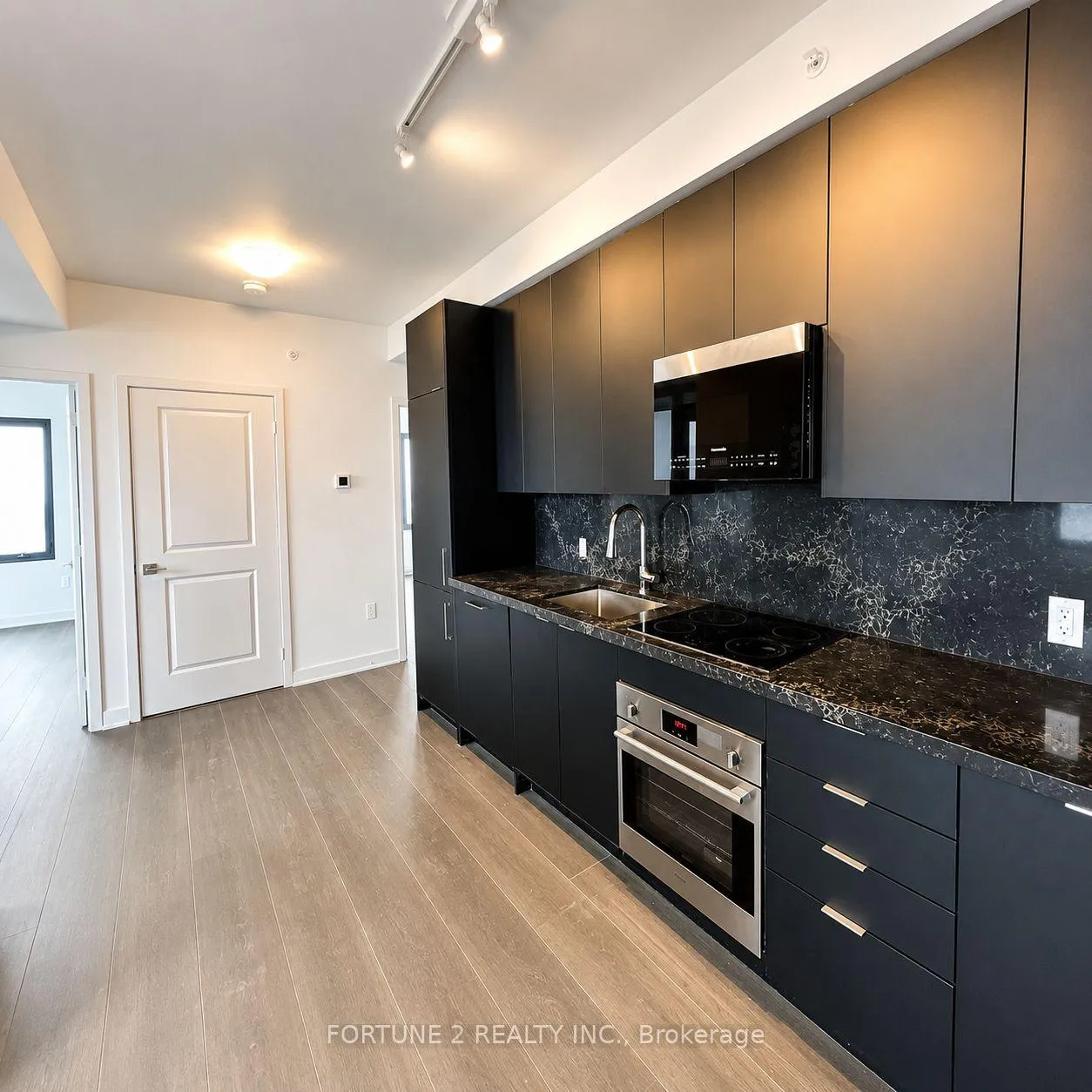 Photo 11 of Unit 4602, 2920 Highway 7 Road, Vaughan, Concord — HOMEH