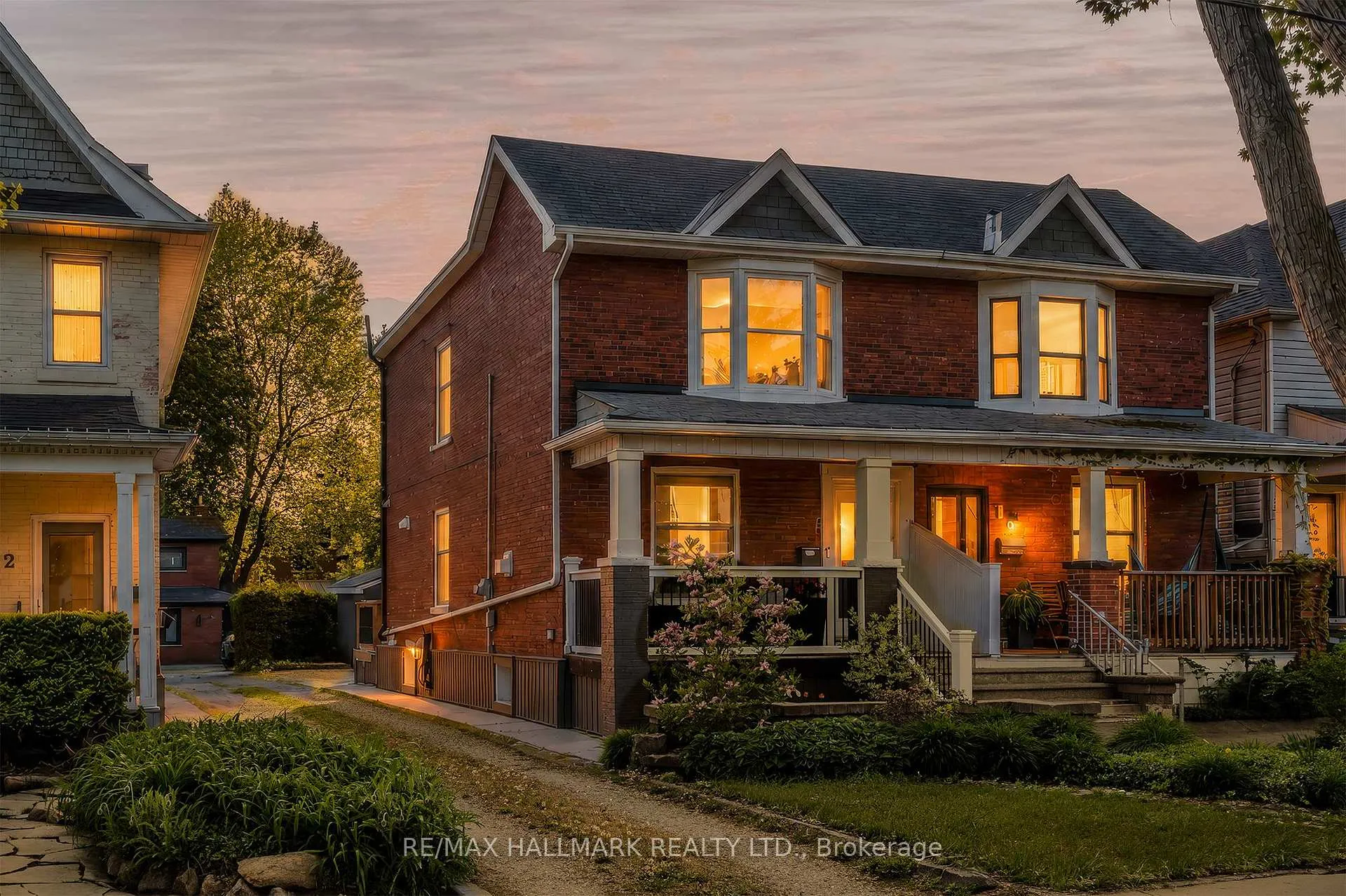 Photo 1 of 4 Wayland Avenue, Toronto, East End-Danforth — HOMEH