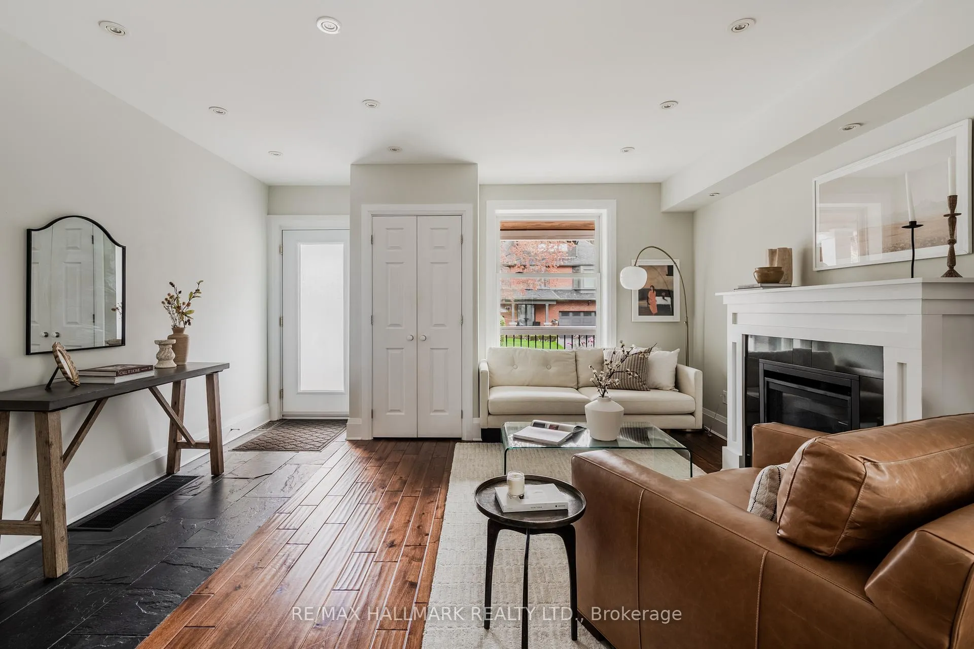 Photo 3 of 4 Wayland Avenue, Toronto, East End-Danforth — HOMEH