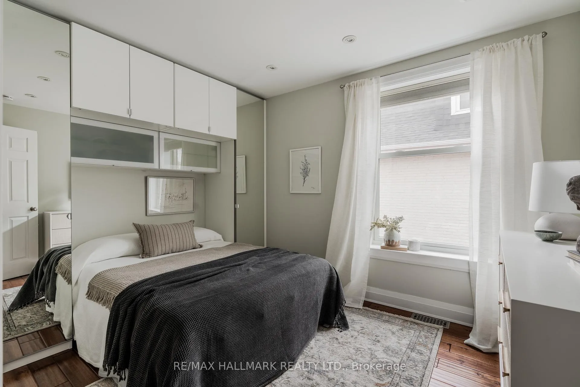 Photo 15 of 4 Wayland Avenue, Toronto, East End-Danforth — HOMEH