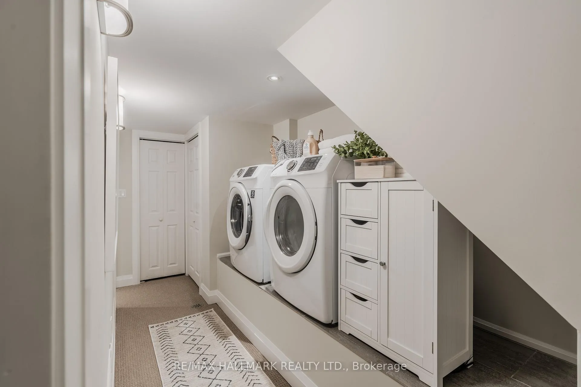 Photo 22 of 4 Wayland Avenue, Toronto, East End-Danforth — HOMEH