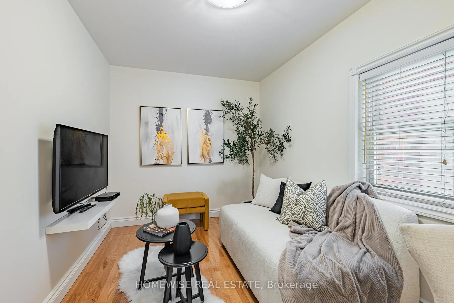 Photo 7 of 176 Rumsey Road, Toronto, Leaside — HOMEH