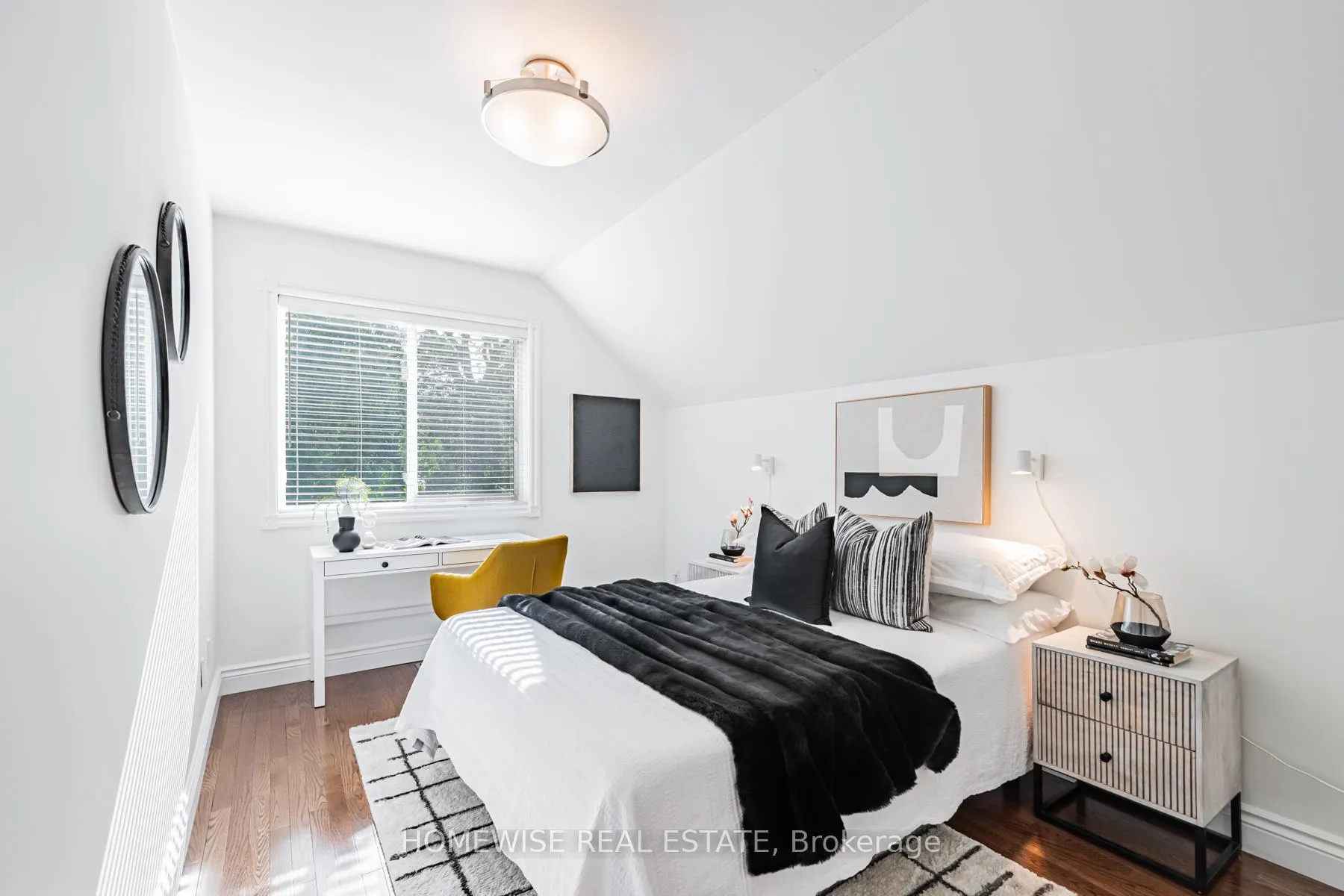 Photo 25 of 176 Rumsey Road, Toronto, Leaside — HOMEH