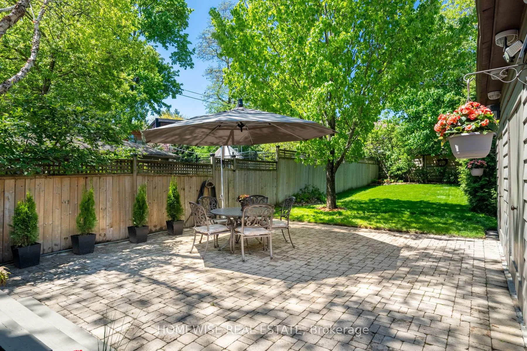 Photo 35 of 176 Rumsey Road, Toronto, Leaside — HOMEH