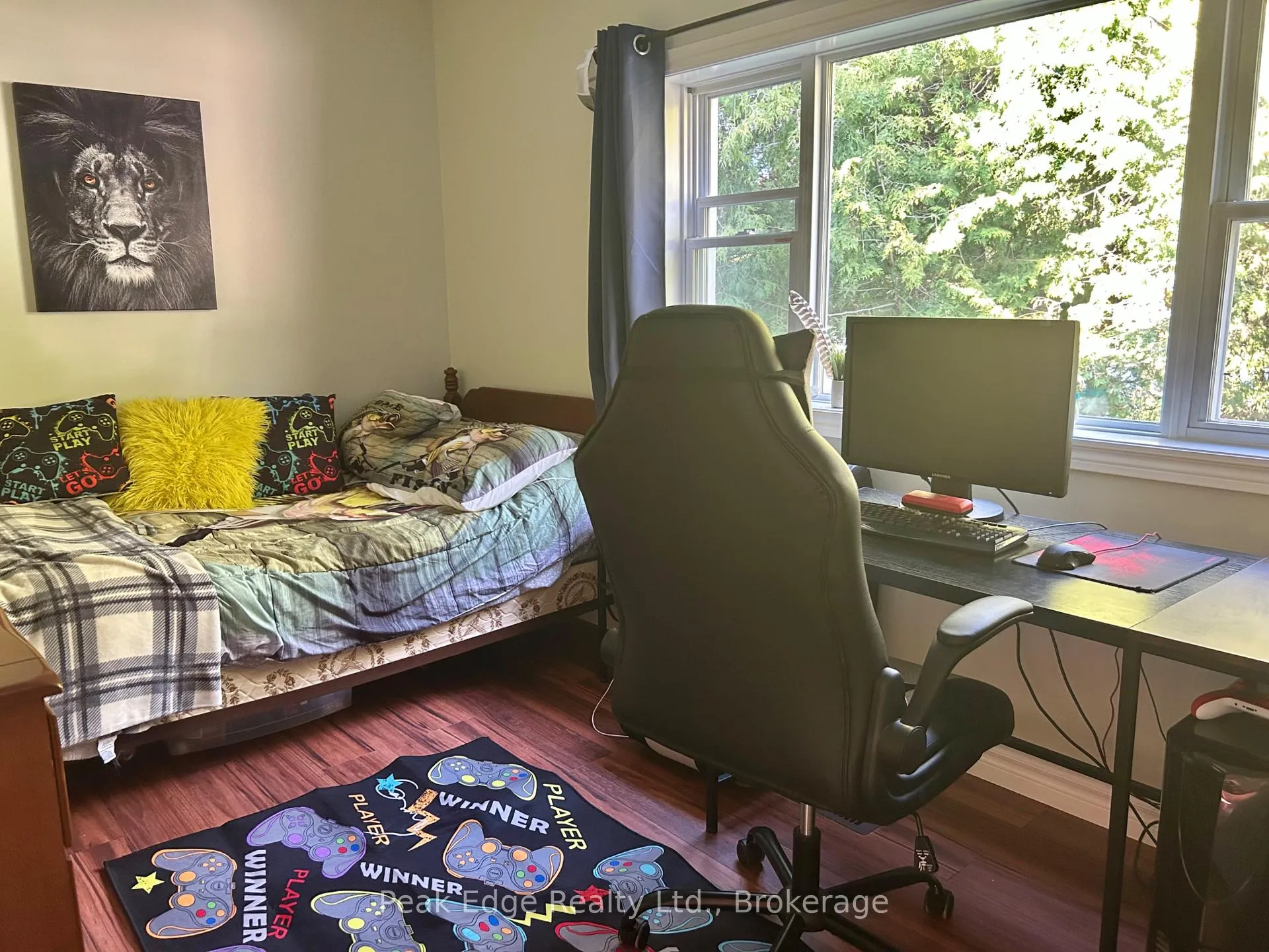 Photo 19 of 124 Douglas Street, Chatsworth — HOMEH