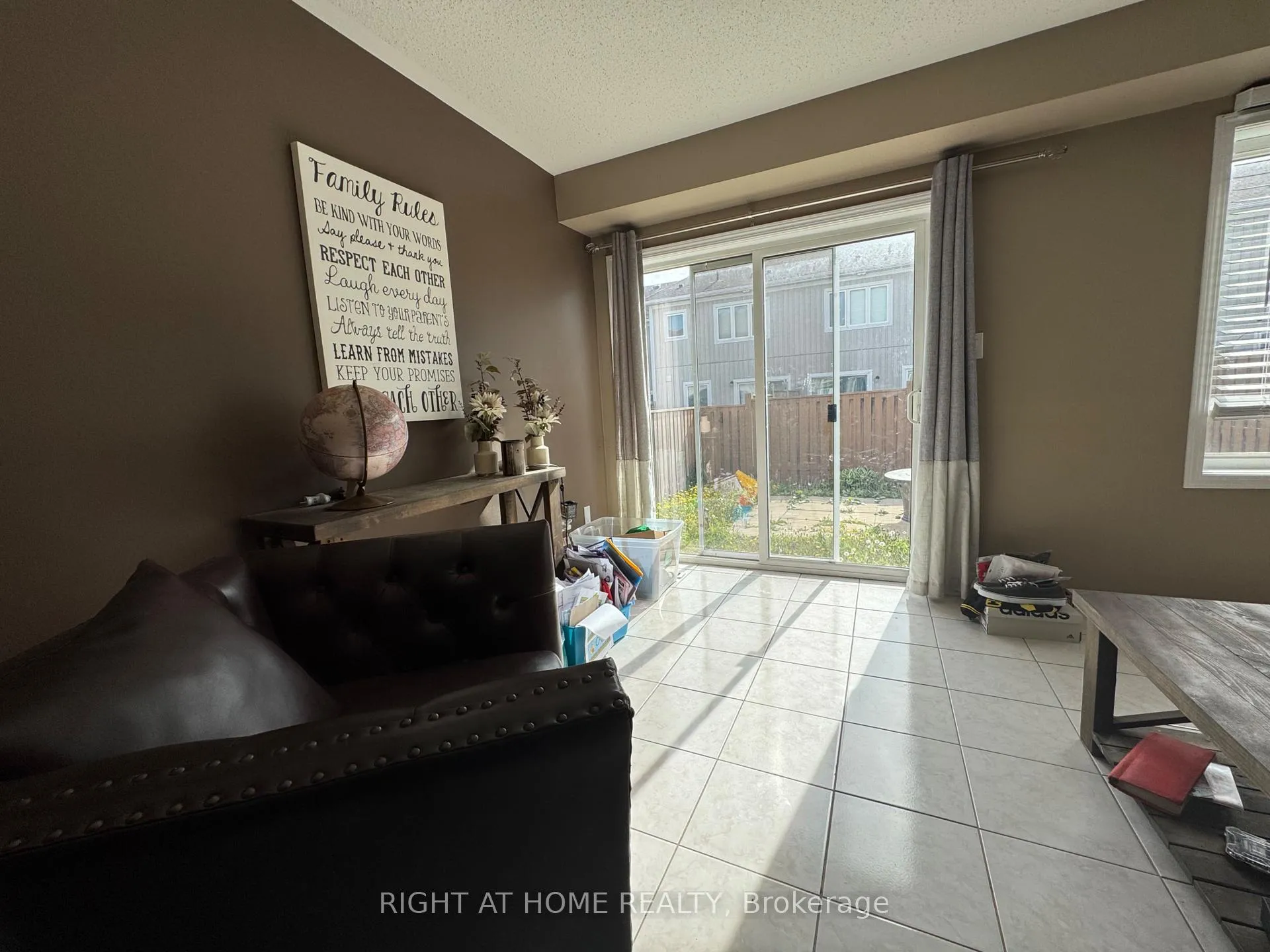 Photo 19 of 36 Farmstead Dr, Clarington, Bowmanville — HOMEH