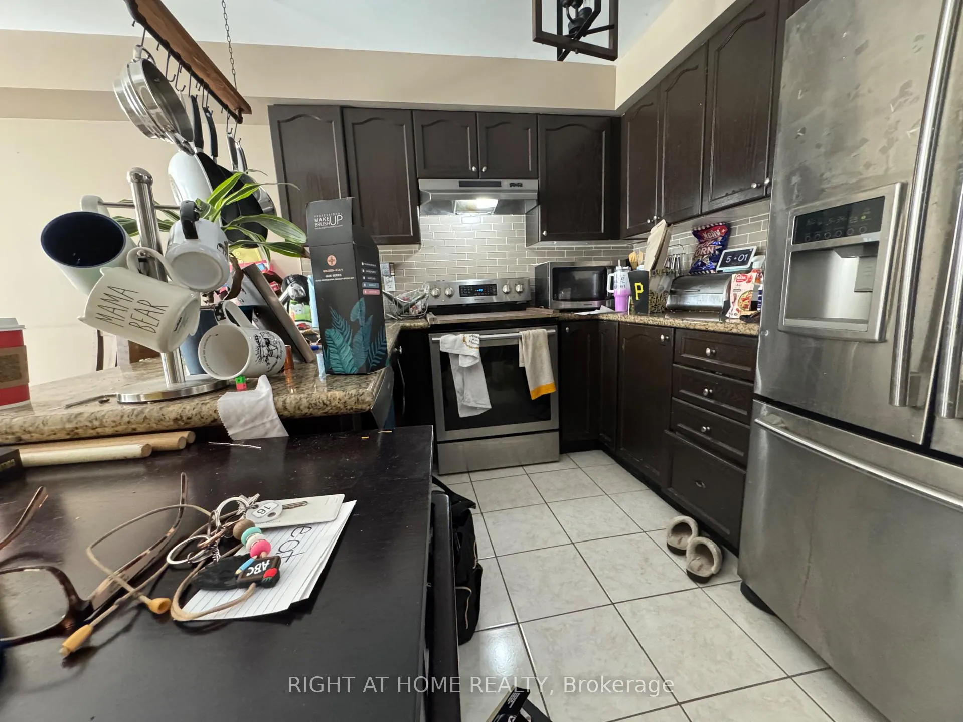 Photo 21 of 36 Farmstead Dr, Clarington, Bowmanville — HOMEH