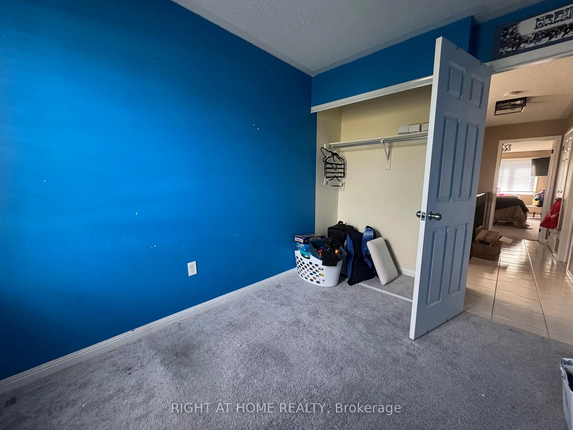 Photo 26 of 36 Farmstead Dr, Clarington, Bowmanville — HOMEH