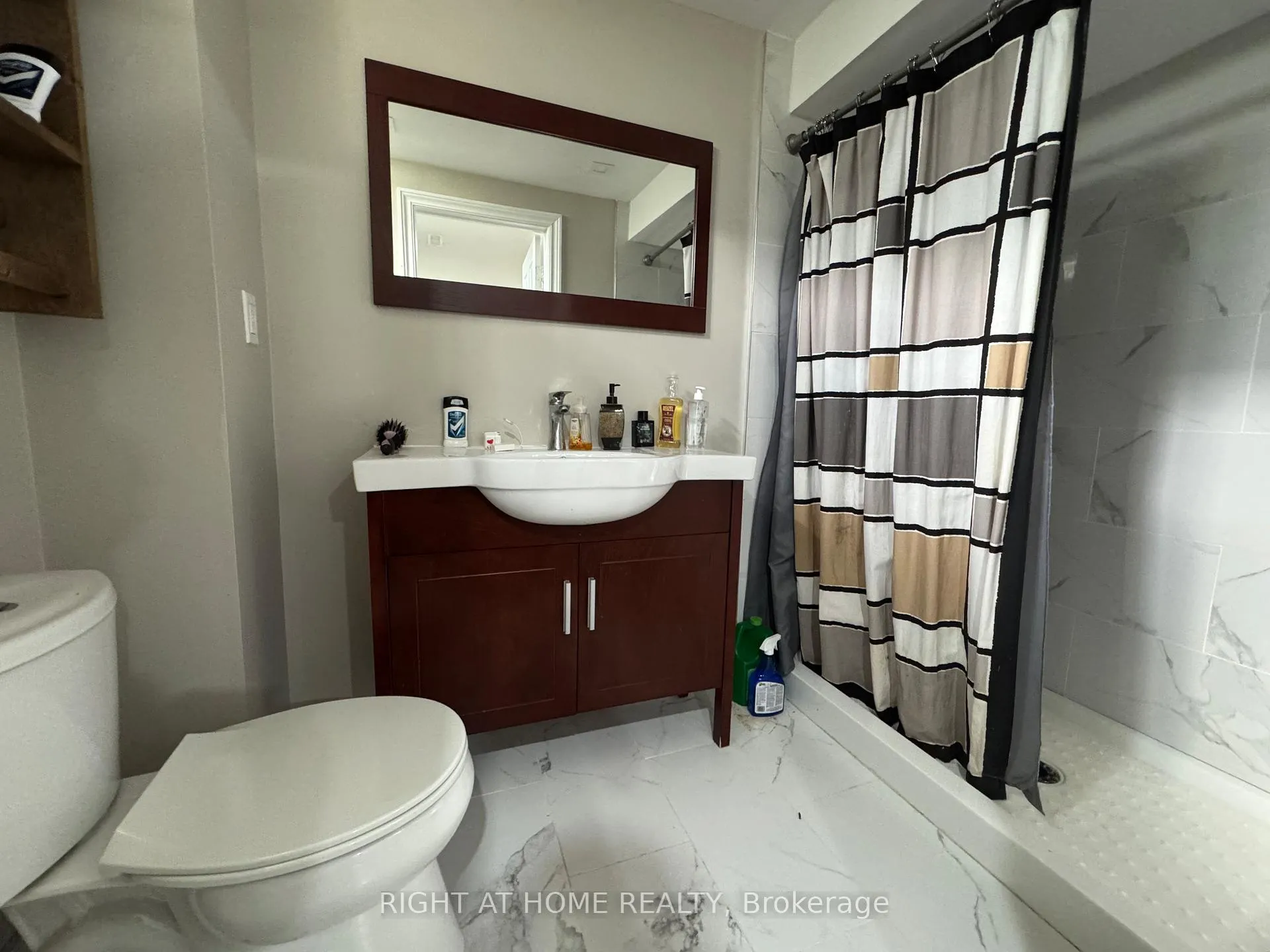 Photo 45 of 36 Farmstead Dr, Clarington, Bowmanville — HOMEH