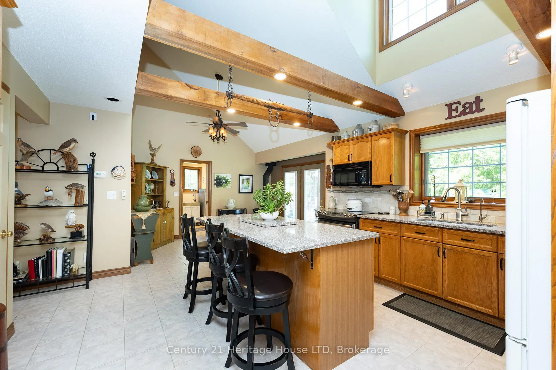 Photo 21 of 2468 Sunset Drive, Fort Erie, Bowen — HOMEH