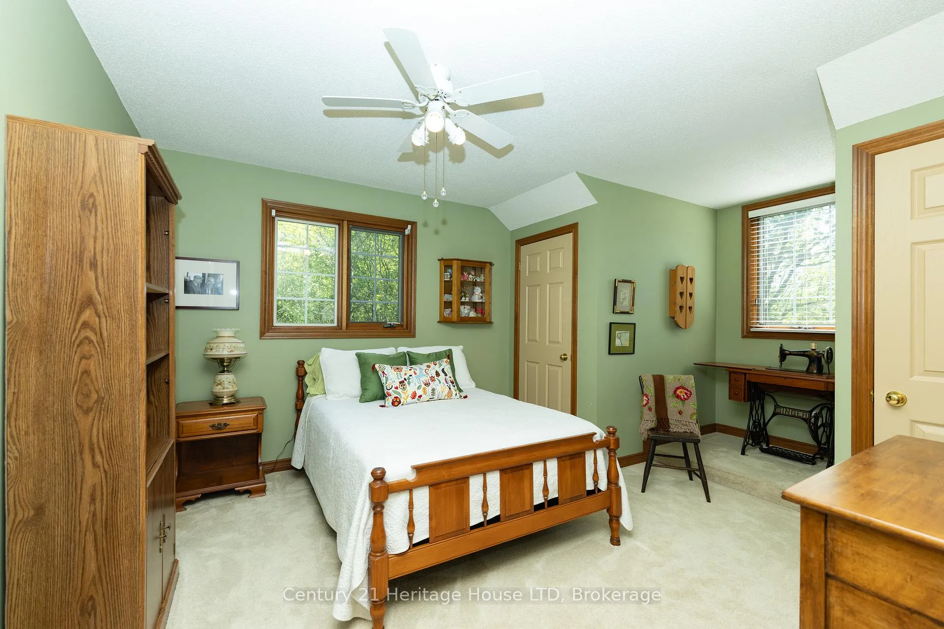Photo 36 of 2468 Sunset Drive, Fort Erie, Bowen — HOMEH