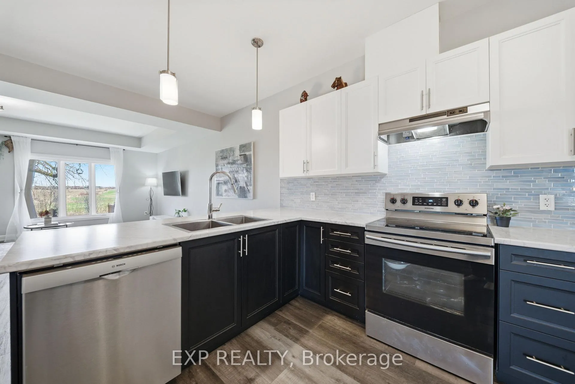 Photo 6 of 451 Lancaster Lane, North Dundas, Winchester — HOMEH