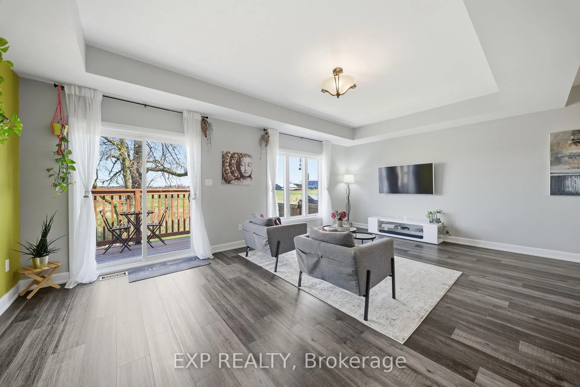 Photo 10 of 451 Lancaster Lane, North Dundas, Winchester — HOMEH