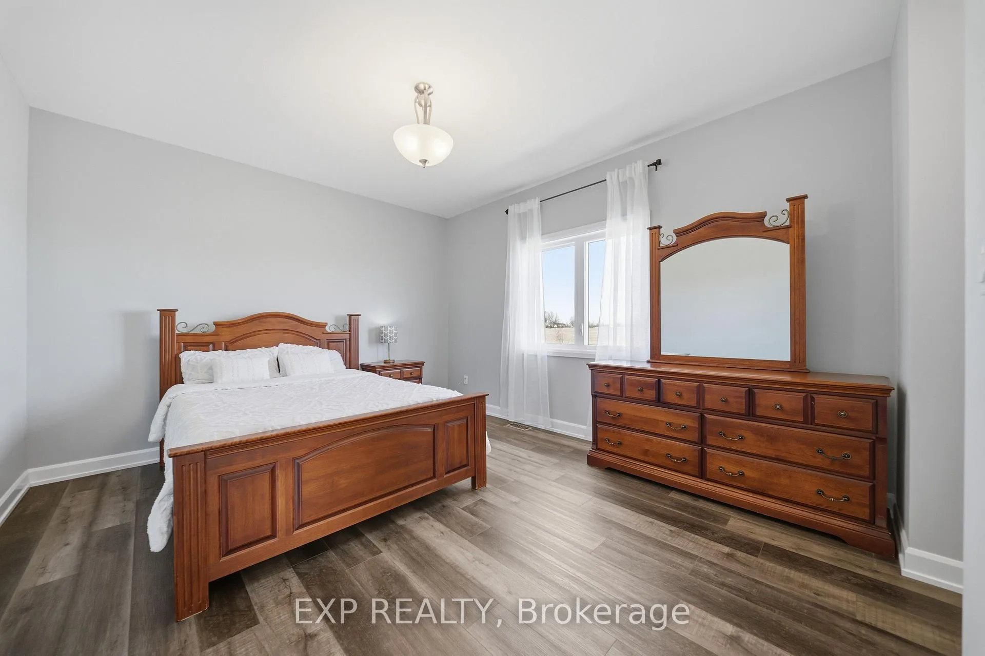 Photo 13 of 451 Lancaster Lane, North Dundas, Winchester — HOMEH