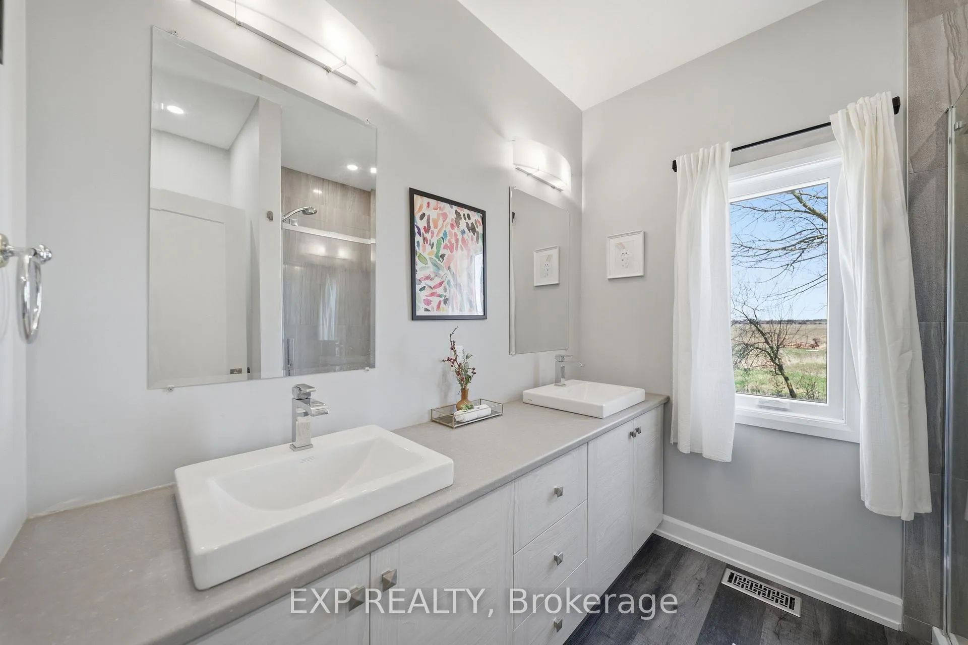 Photo 16 of 451 Lancaster Lane, North Dundas, Winchester — HOMEH
