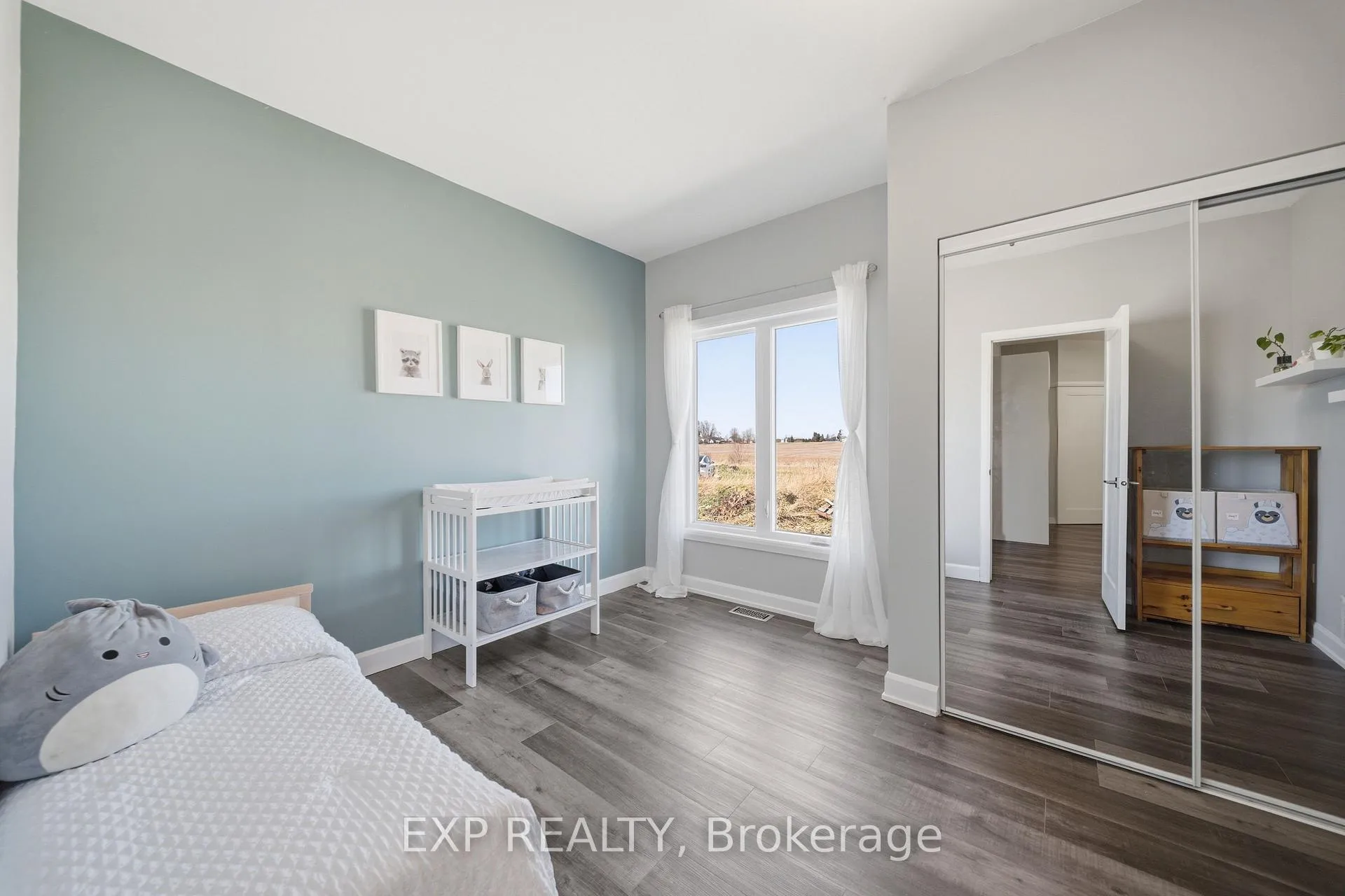 Photo 17 of 451 Lancaster Lane, North Dundas, Winchester — HOMEH