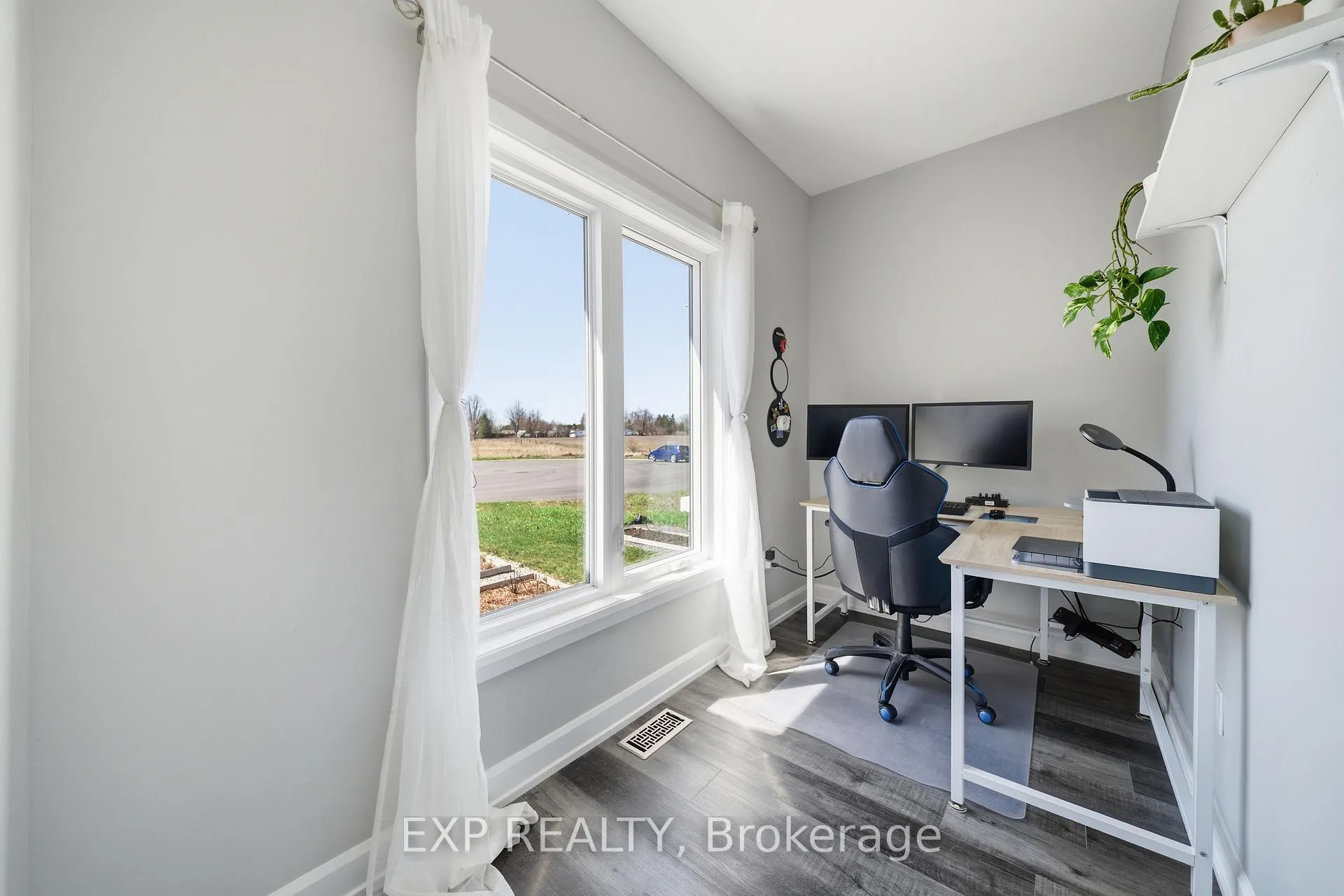 Photo 23 of 451 Lancaster Lane, North Dundas, Winchester — HOMEH