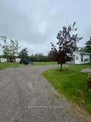 Photo 3 of 17 Fall's Bay Road, Kawartha Lakes, Bobcaygeon — HOMEH