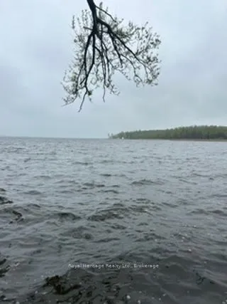 Photo 18 of 17 Fall's Bay Road, Kawartha Lakes, Bobcaygeon — HOMEH