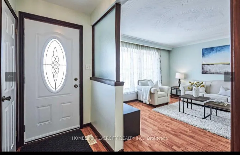 Photo 5 of 901 Crocus Crescent, Whitby, Downtown Whitby — HOMEH