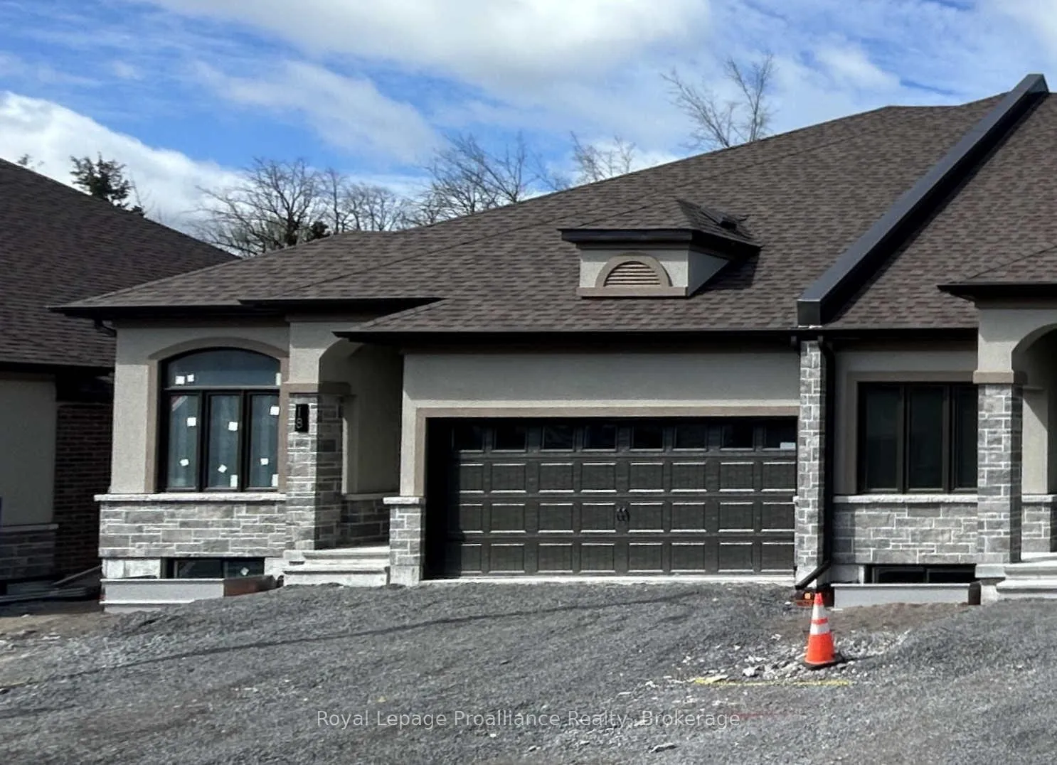 Photo 1 of Unit 18, 99 Cloverleaf Drive, Belleville, Thurlow Ward — HOMEH