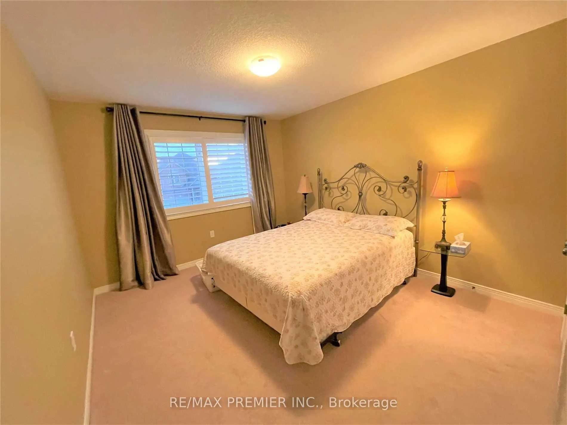 Photo 18 of 88 Sundance Crescent, Hamilton, Stoney Creek — HOMEH