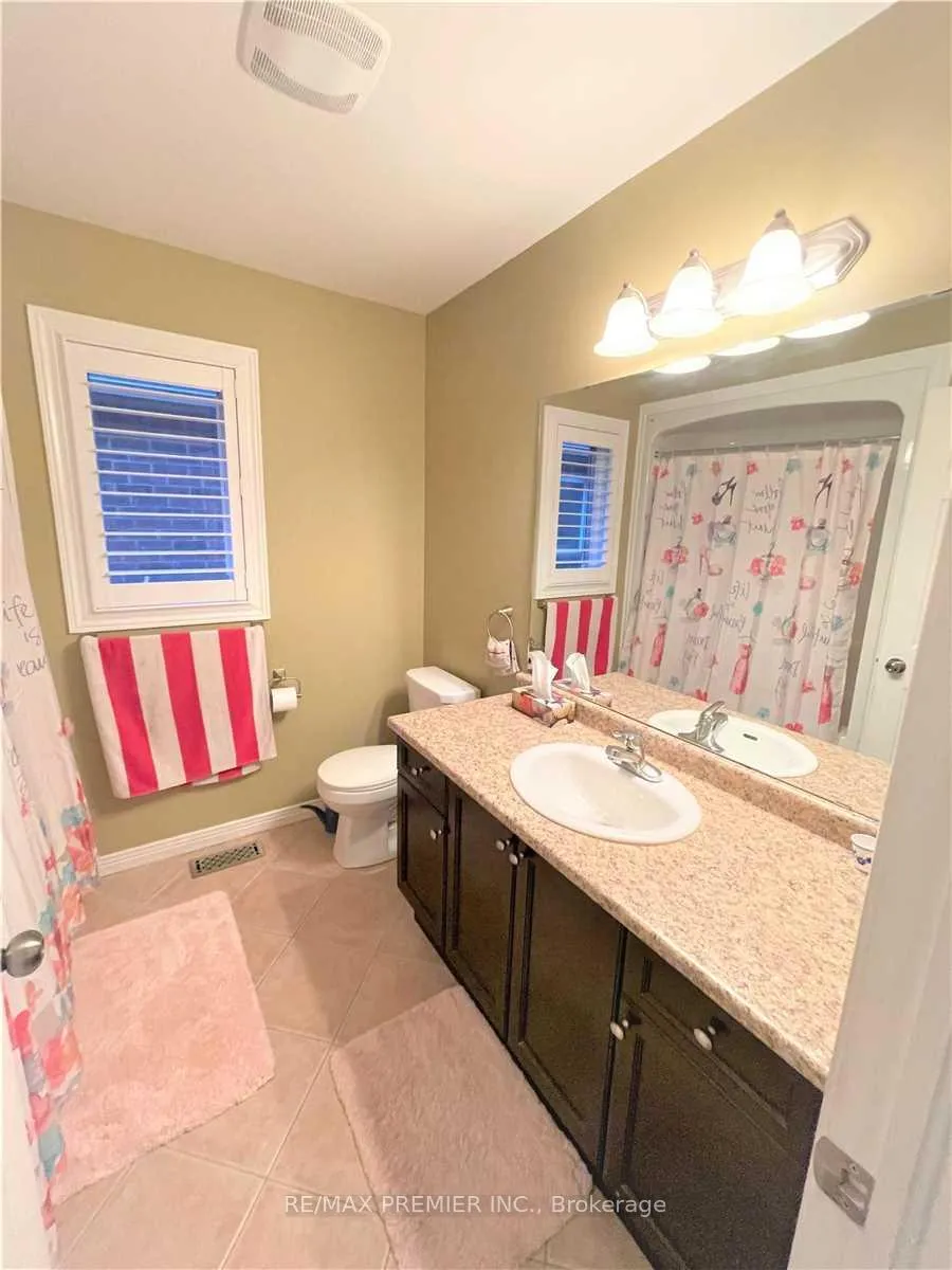 Photo 22 of 88 Sundance Crescent, Hamilton, Stoney Creek — HOMEH