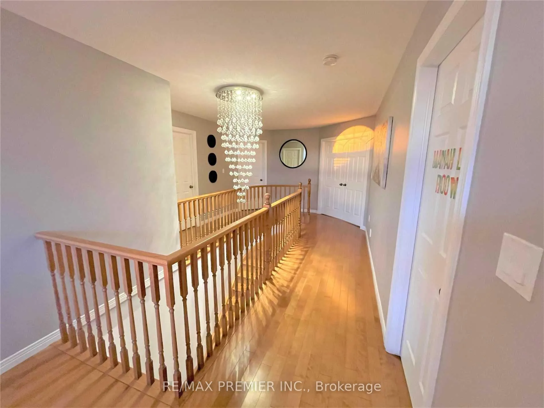 Photo 24 of 88 Sundance Crescent, Hamilton, Stoney Creek — HOMEH